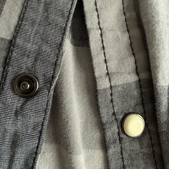 Point Zero Men's Short Sleeve Plaid Button-Down Shirt - Black & Gray - Picture 3 of 9